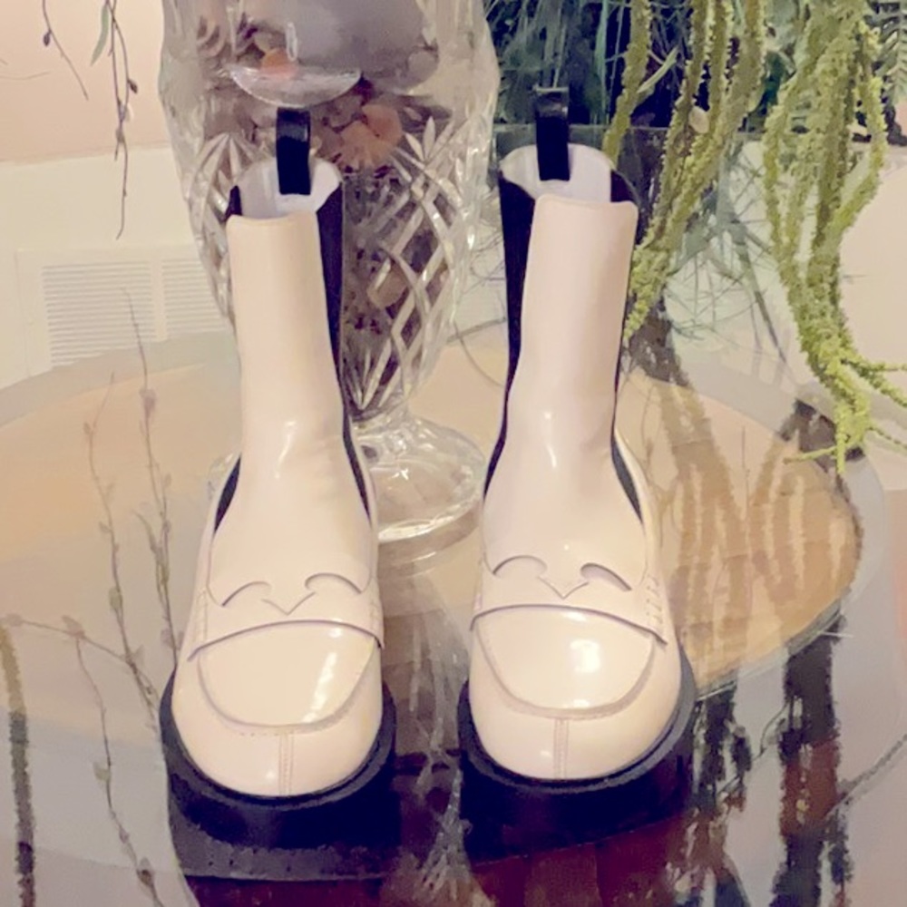 Christian Louboutin Montezu Hybrid Chelsea  patent leather Platform boots